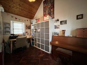 Photo 25- click for photo gallery